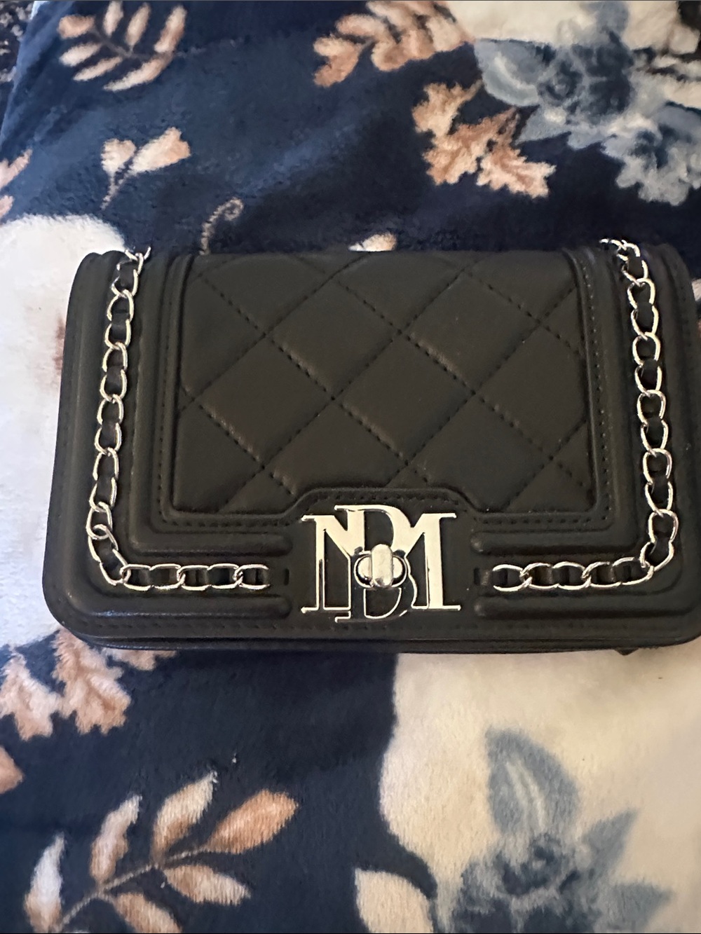 Badgley Mischa Quilted Black Chain Crossbody Bag